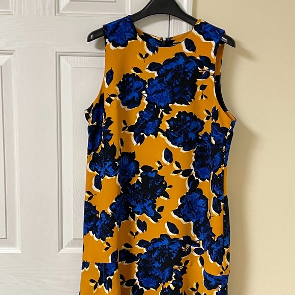 Who What Wear Sleeveless Floral Dress - Picture 2 of 13